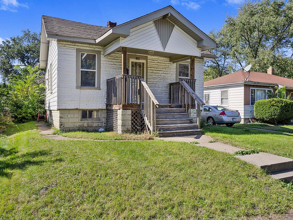 2nd image of 1338 Wright St