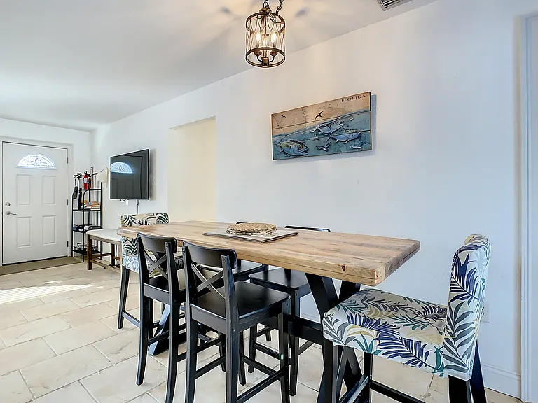 2437 Arapaho St — Photo 21