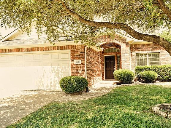 4th image of 9959 Driftwood Park Dr