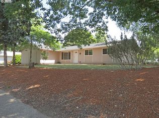 4005 Meredith Ct, Eugene, OR 97404