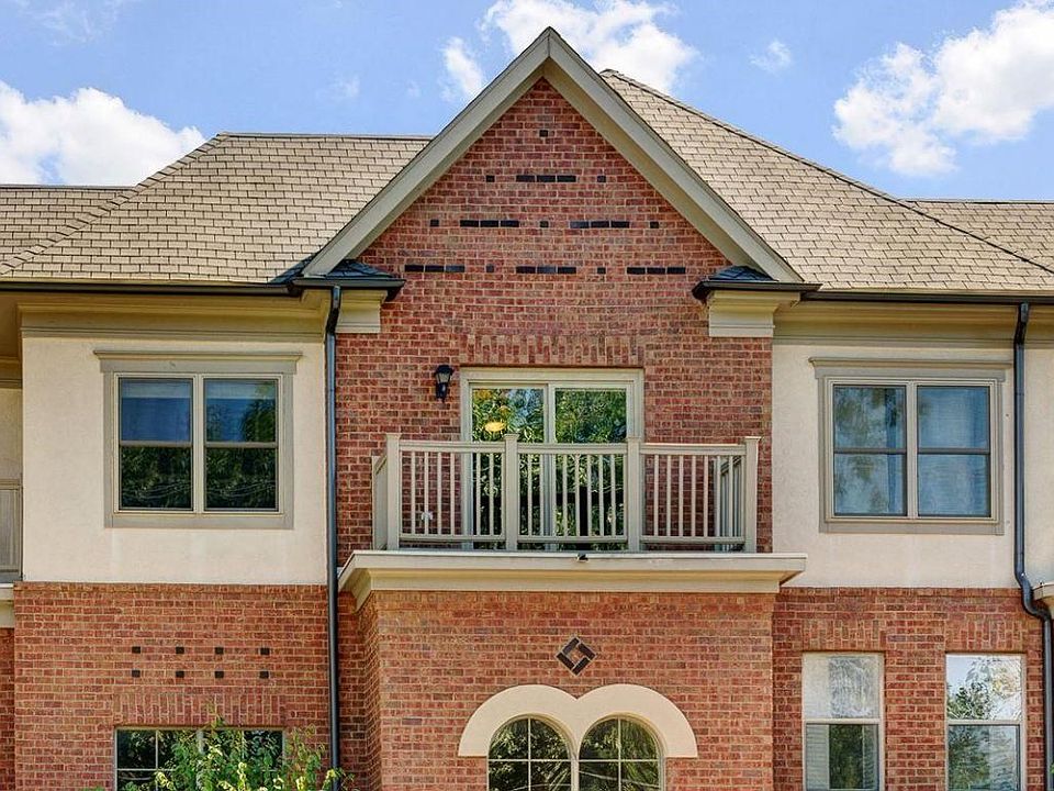 1st image of 49 Buttles Ave