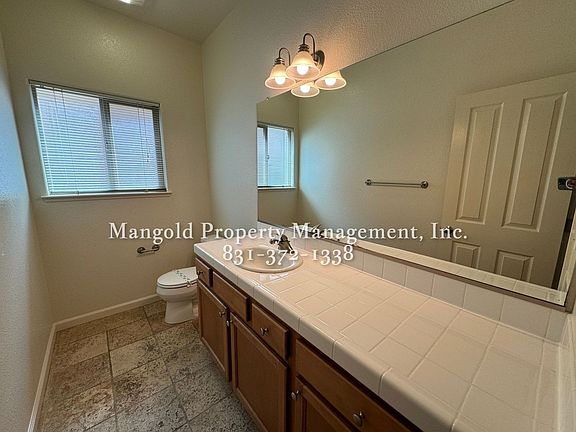 5th image of 3075 & 3077 Crescent Ave #3075