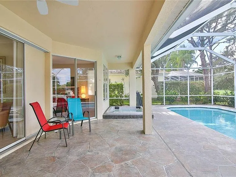 8920 Grey Oaks Ave — Photo 6