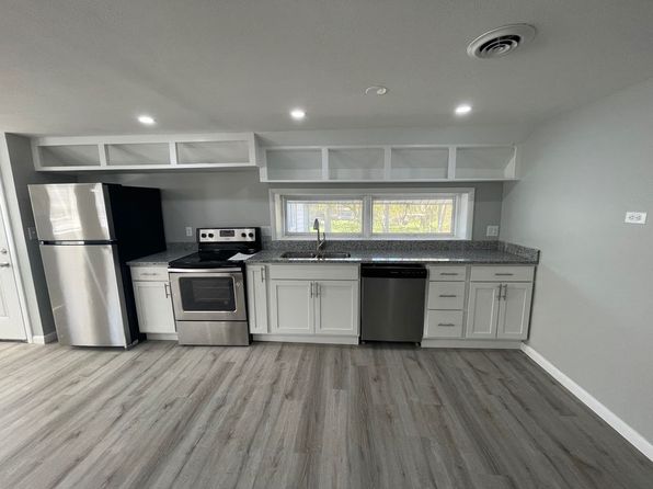 50 N Main St APT E