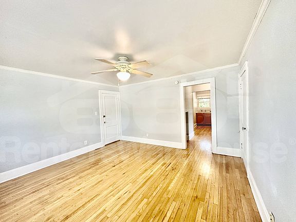4th image of 2300 Beaver Ave APT 4