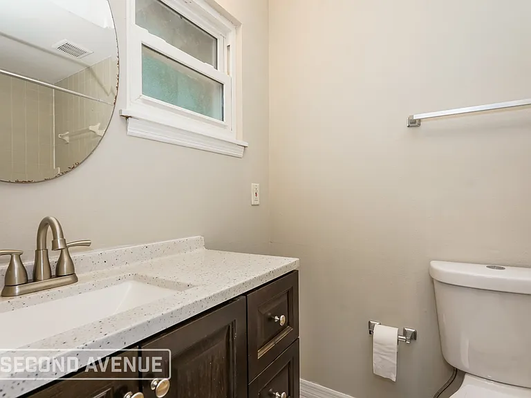613 Hamm St NW — Photo 12