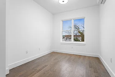 Rented by Safdie Realty Group