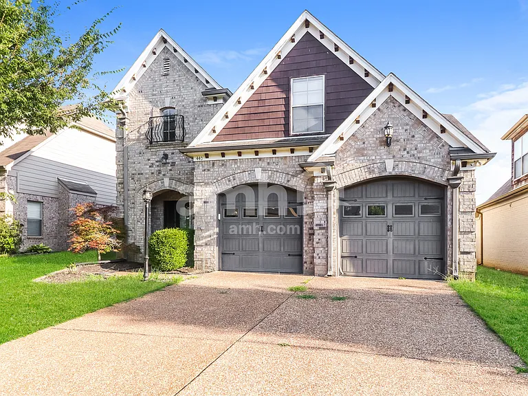 440 Green Willow Cv — Photo 4