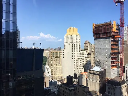 Rented by Macklowe Investment Properties | media 14