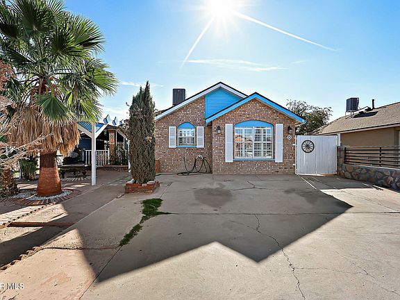3rd image of 10424 Valle De Oro Dr