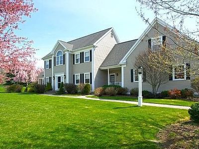 78 Flint Locke Ln, Medfield, MA, 02052
