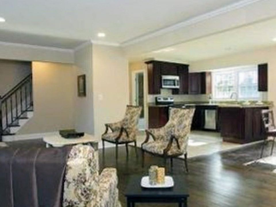 1st image of 4 Drexel Ave #A