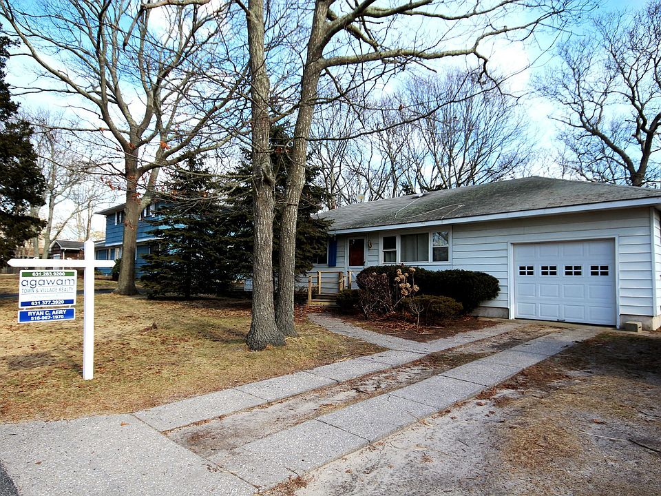 1st image of 4 Cornell Pl