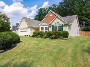 1864 Brittlebank Ln, Lawrenceville, GA 30043