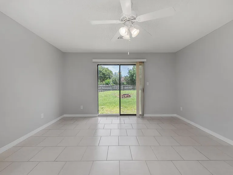 3868 Mariners Dr — Photo 13