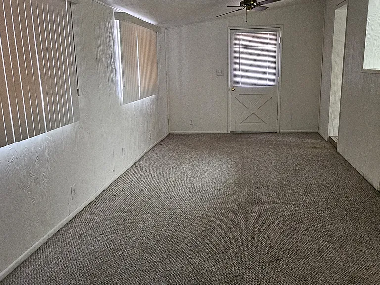 2719 N Baxter Ave — Photo 12