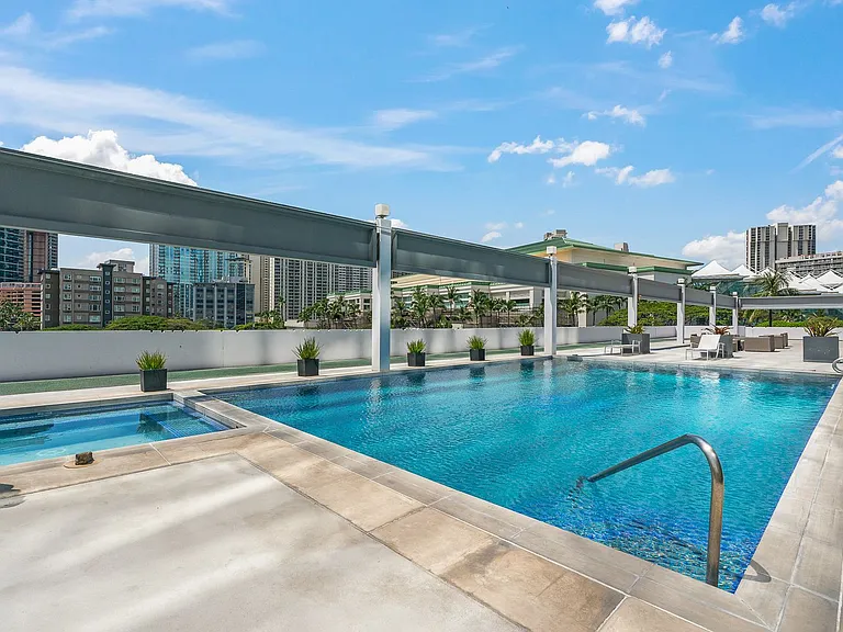 1750 Kalakaua Ave #609 — Photo 10