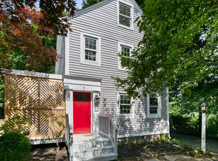 7 Waterville Rd, Farmington, CT 06032