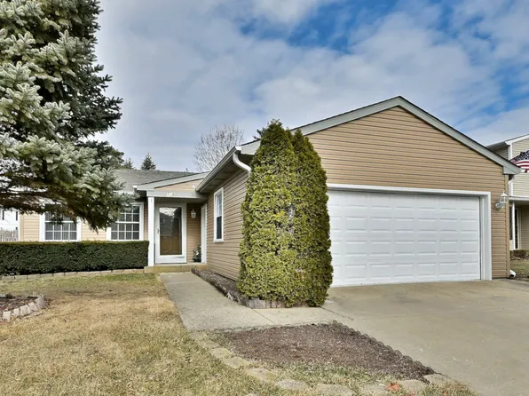 714 N Lakeside Dr, Vernon Hills, IL 60061