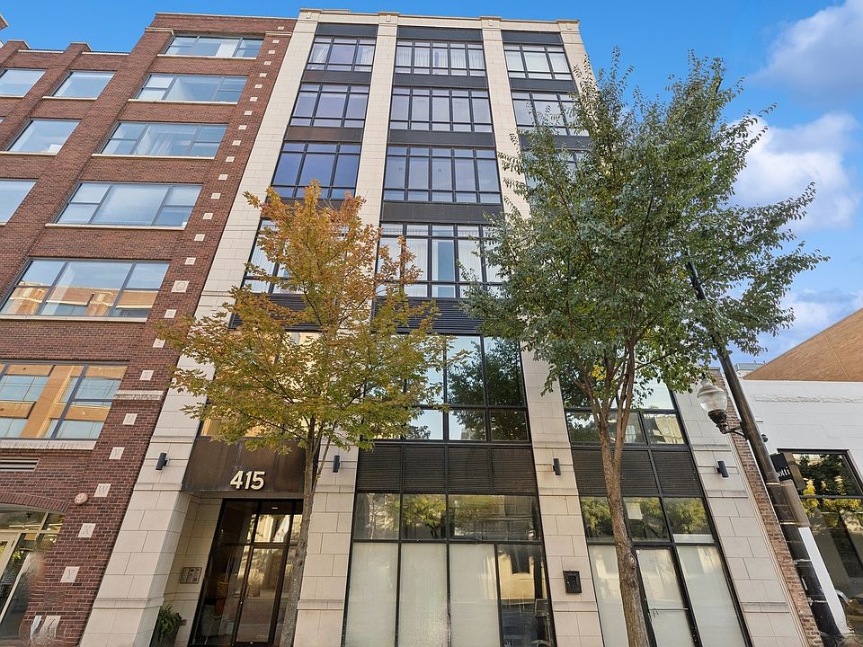 1st image of 415 W Superior St APT 500