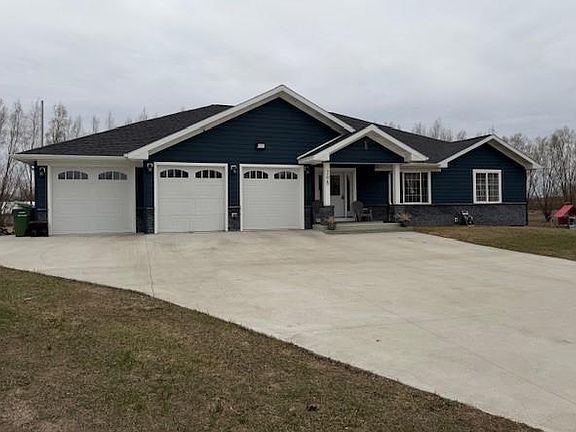 2nd image of 208 S Delaware Ct