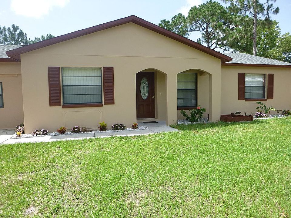 Lovely 2/2 pool home  