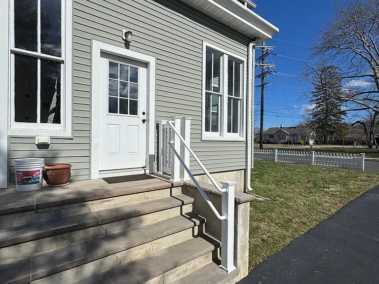 109 S Pemberton Ave #109B — Photo 2