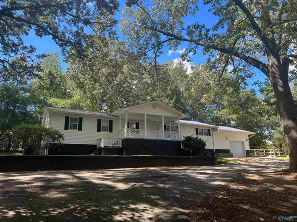 3615 Scottsboro Hwy, Scottsboro, AL 35769