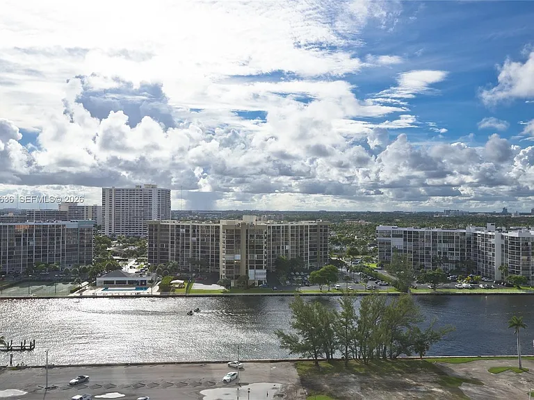 3505 S Ocean Dr #1505 — Photo 12