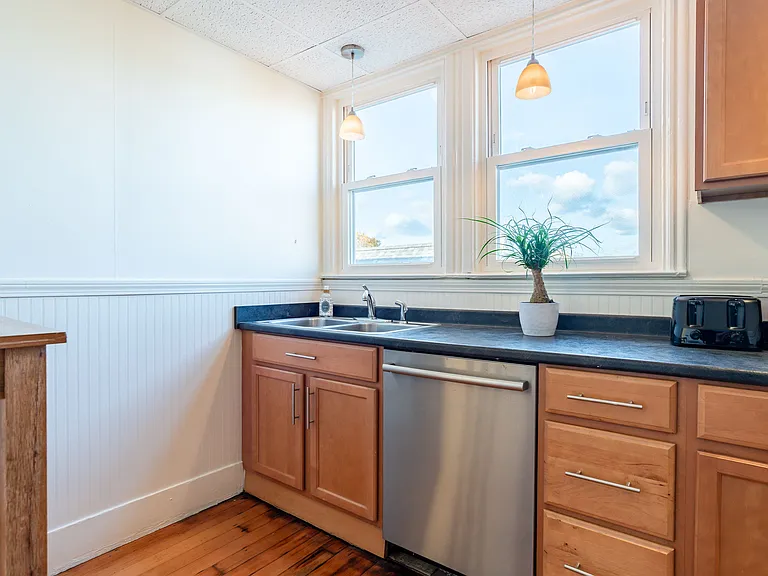 50 Montreal St #3 — Photo 20