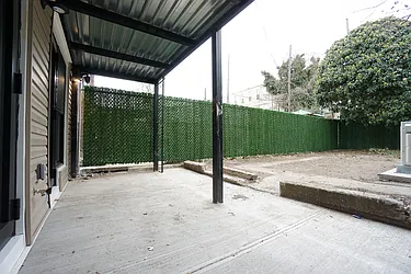 Rented by Rennit Inc.