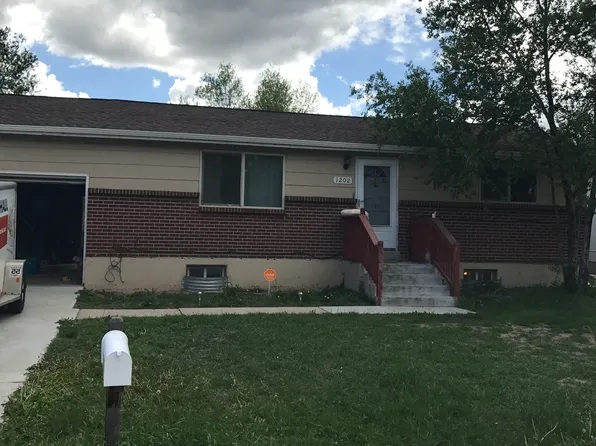 1202 Burnham St, Colorado Springs, CO 80906