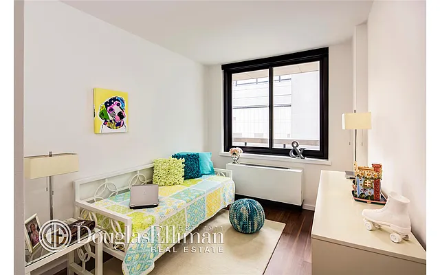 Sold by Douglas Elliman | media 20