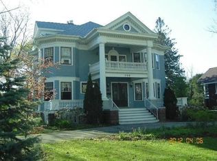 200 N 2nd St, Mount Horeb, WI 53572