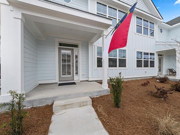 2nd image of 936 Wharton Ave