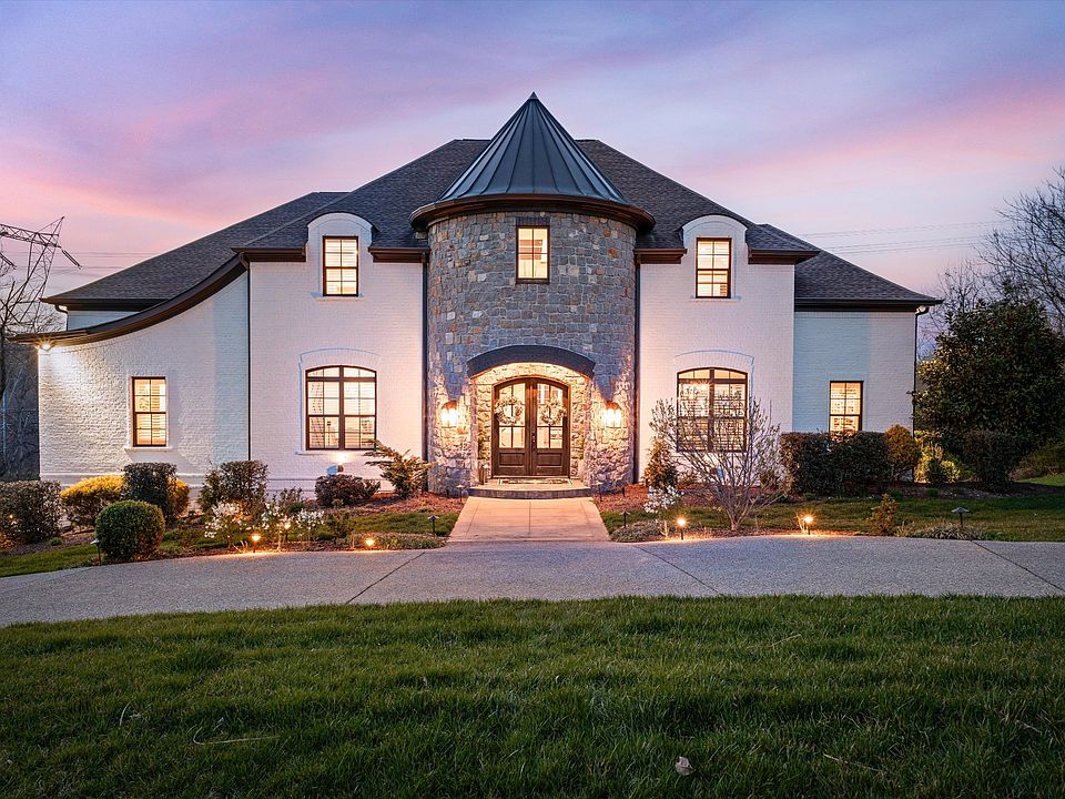 1st image of 514 Legends Ridge Ct