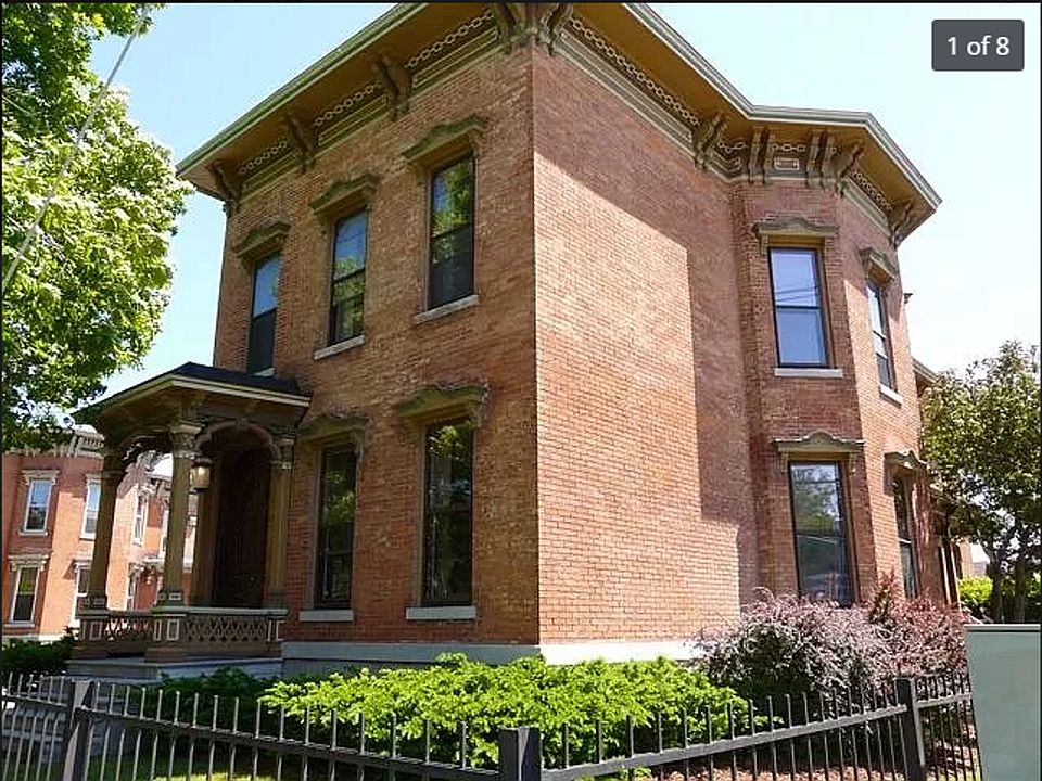 1st image of 300 Hawley Ave APT 3