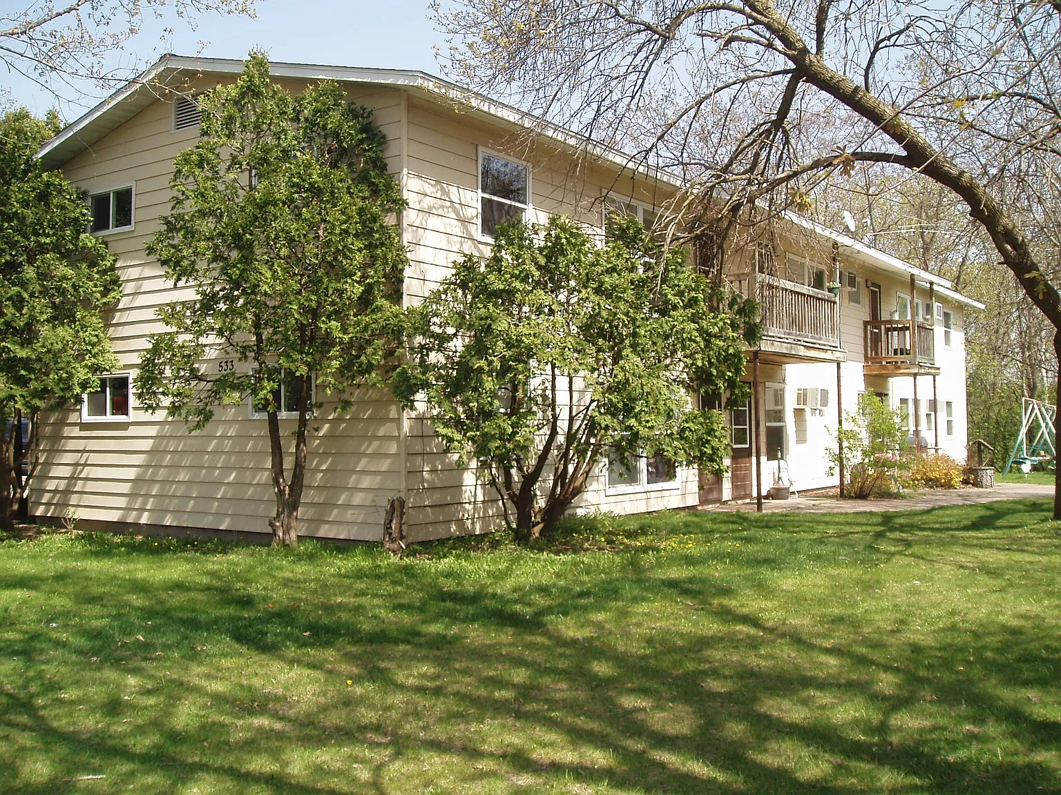 2 bed, $550 — Photo 2