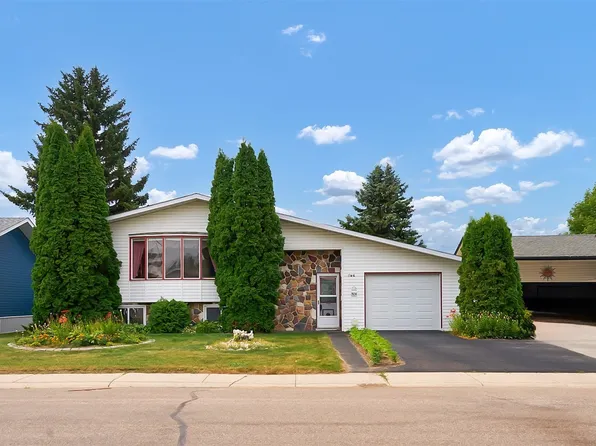 504 4th Avenue W, Biggar, SK S0K 0M0