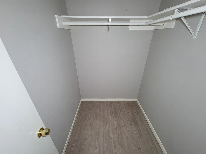 13611 Ravensway Dr #B — Photo 12