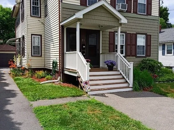 21 Cleveland Ave, Westfield, MA 01085