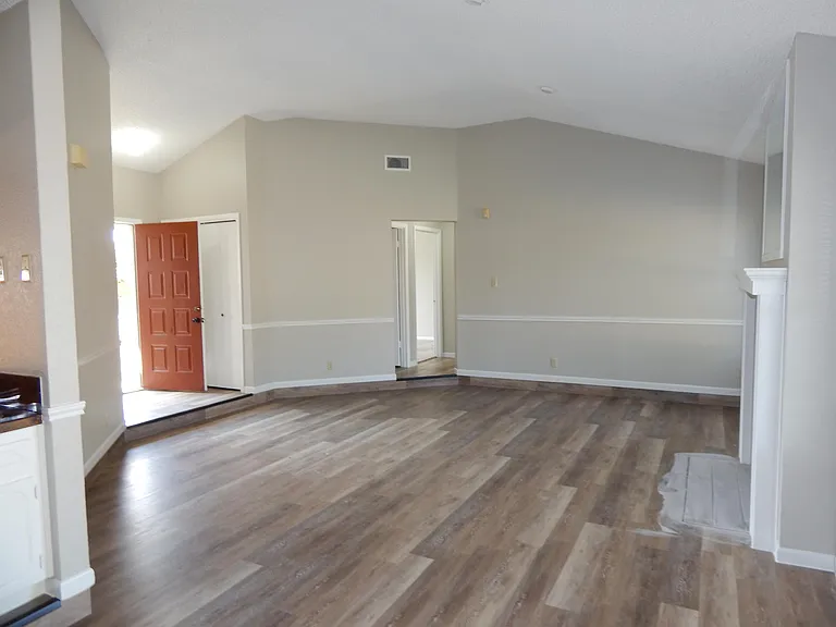 4505 River Oaks Dr — Photo 8