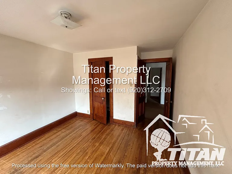 2034 Jefferson St — Photo 7