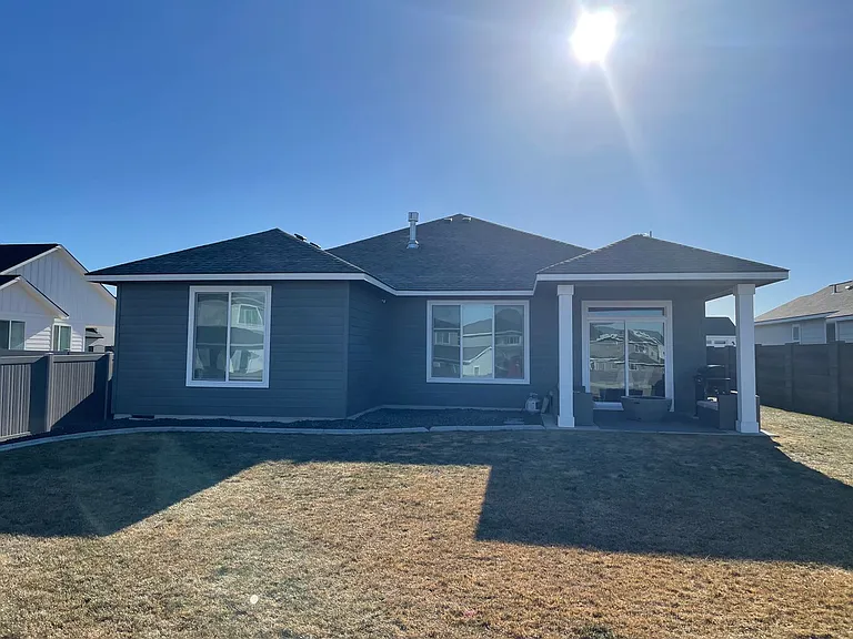 4658 Village View St — Photo 21