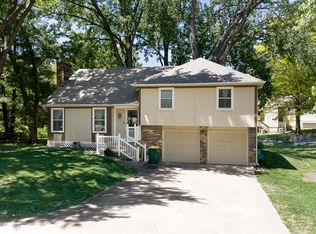 5808 Clark Cir, Kansas City, KS 66106