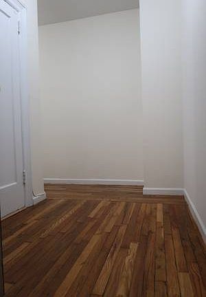 2nd image of 497 W 182nd St APT 1E