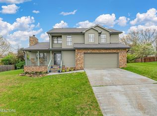 8428 Strasbourg Ct, Knoxville, TN 37923
