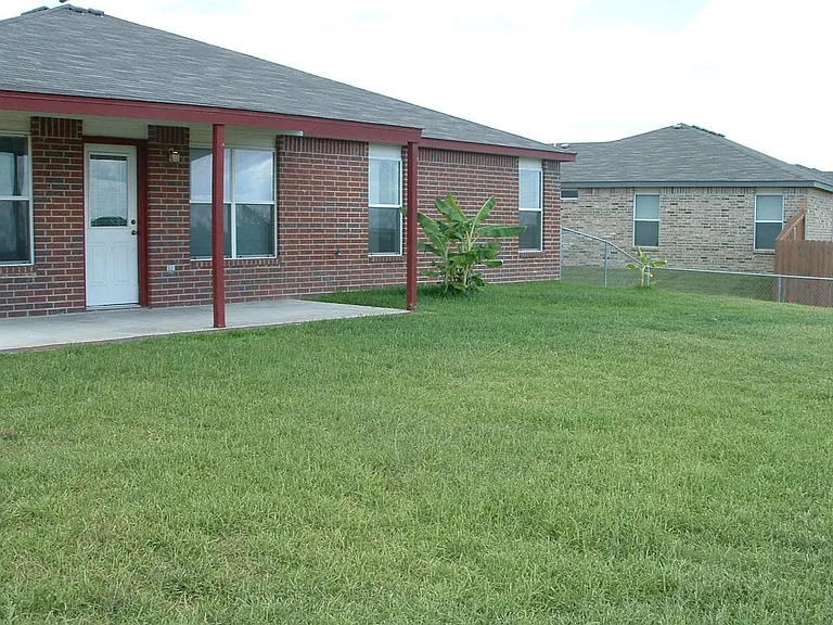 3210 Viewcrest Dr — Photo 15