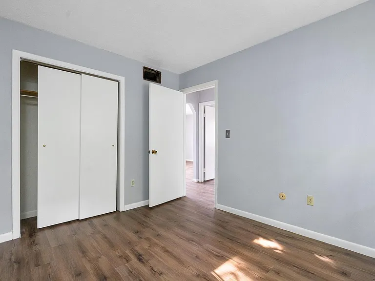 222 Klee Ave — Photo 12