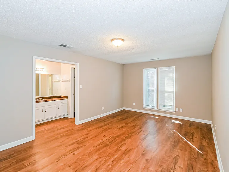 3806 Innsbrook Dr — Photo 8
